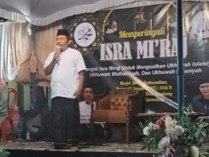 Kades Lengkong, Subang Awali Safari Isra Mi’raj di RW.02. Acara Berlangsung Meriah