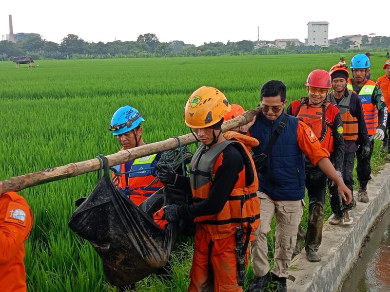 BPBD Subang Berhasil Menemukan Jasad Pria yang Hanyut di Kali Cilamaya