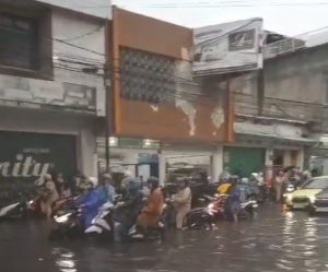Kawasan Astanaanyar, Kota Bandung Dilanda Banjir